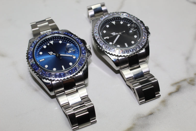 Quartz 41mm Watch - Silver or Blue - Diamond Bezel - Unisex - One Size